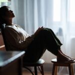 Kebiasaan Harian yang Membantu Mengakhiri Aktivitas dengan Rasa Lega